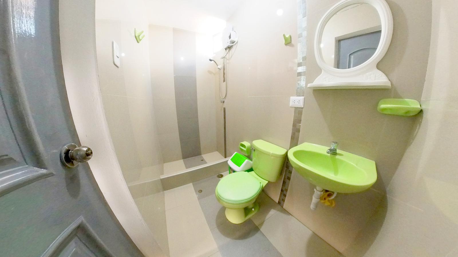 VENTA DE DEPARTAMENTO 5° PISO EN LOS TUMBOS, URB. SANTA VICTORIA